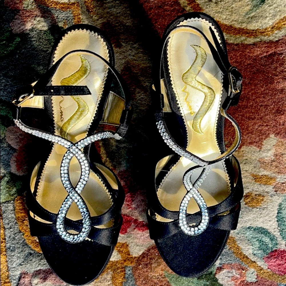 Nina Black Satin Rhinestone Strappy Heels Sz 7.5